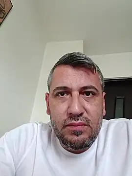 yourflowerpink online show from April 8, 2026, 9:53 am