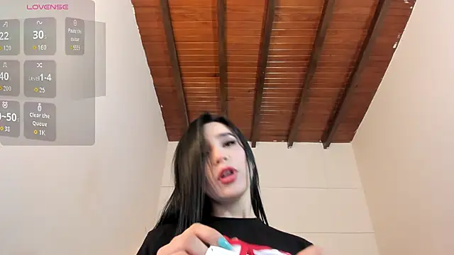 Chloeember online show from September 11, 2025, 12:05 pm