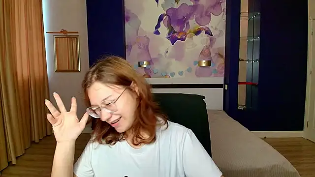 AngelinaLow online show from November 13, 2025, 12:26 pm