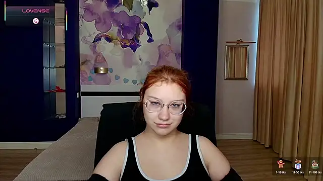 AngelinaLow online show from December 5, 2025, 12:25 pm