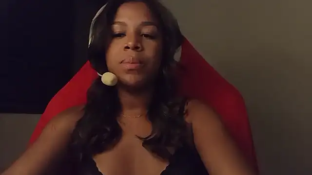 cammydebora online show from October 7, 2025, 12:30 am