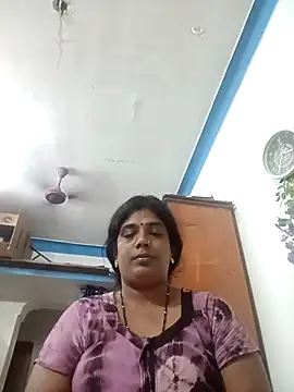Snapshot of kissmetha chatting on October 2, 2025, 9:49 am kissmetha online show from October 2, 2025, 9:49 am