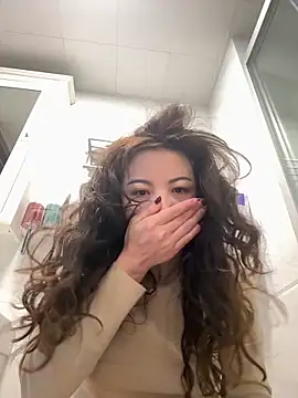 Snapshot of aa520uv chatting on March 16, 2026, 3:12 am aa520uv online show from March 16, 2026, 3:12 am