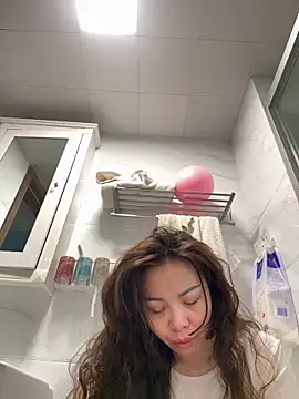 Snapshot of aa520uv chatting on April 13, 2026, 1:22 am aa520uv online show from April 13, 2026, 1:22 am