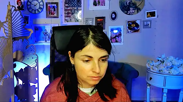 FlorenceAnderson online show from February 25, 2026, 6:23 am