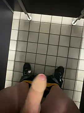 Snapshot of wassermann8484 chatting on March 22, 2025, 2:27 am wassermann8484 online show from March 22, 2025, 2:27 am