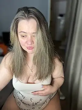 Snapshot of crazy_ladya chatting on March 19, 2025, 8:55 am crazy ladya online show from March 19, 2025, 8:55 am