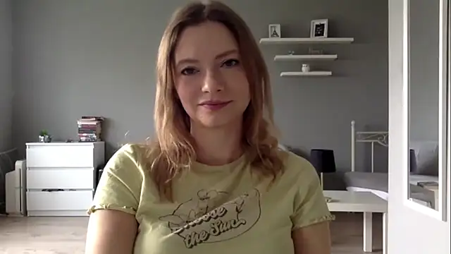 MillieShow online show from October 10, 2025, 2:05 pm