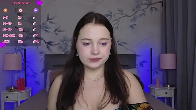 Cute kitty- online show from October 5, 2025, 9:24 pm