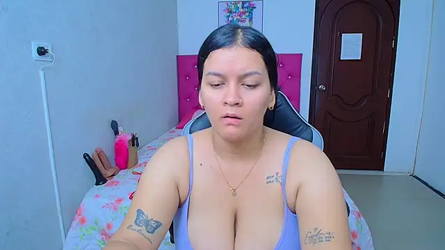 Snapshot of kriss_sweetboobs10 chatting on July 14, 2026, 1:17 pm kriss sweetboobs10 online show from July 14, 2026, 1:17 pm