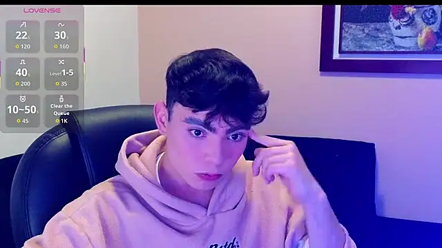 lukeboyce33 online show from October 29, 2025, 11:28 pm