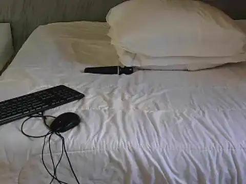 Hotytoty26 online show from October 2, 2025, 2:57 pm