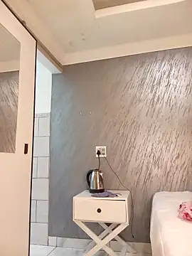 Hotytoty26 online show from October 7, 2025, 2:53 am