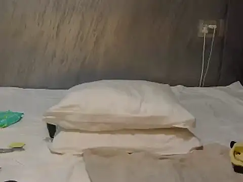 Hotytoty26 online show from October 9, 2025, 2:26 pm