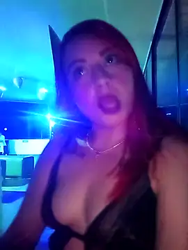 LEIDY LORENA online show from October 4, 2025, 6:11 am