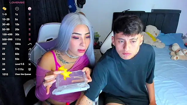 Snapshot of Alex_Sabrina chatting on March 13, 2025, 12:27 am Alex Sabrina online show from March 13, 2025, 12:27 am