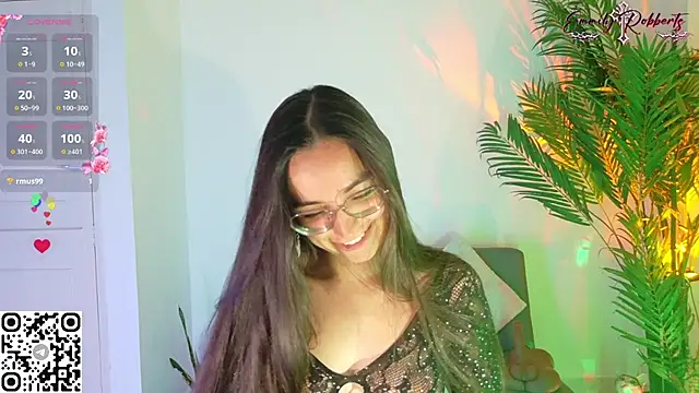 Emmi Roberts online show from July 14, 2026, 10:48 pm