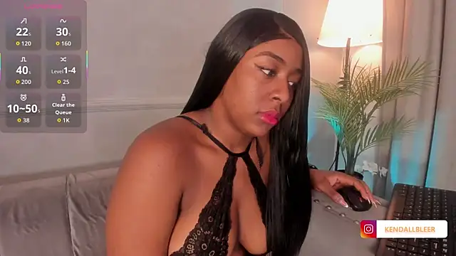 Kendallbleer online show from October 20, 2025, 11:54 am