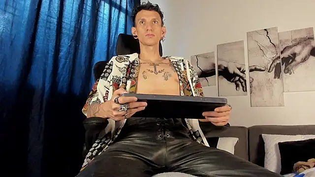 Giotrashy online show from July 21, 2026, 8:00 pm