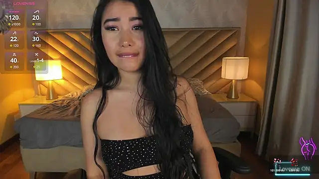 alice kingsley  online show from November 16, 2025, 8:36 pm