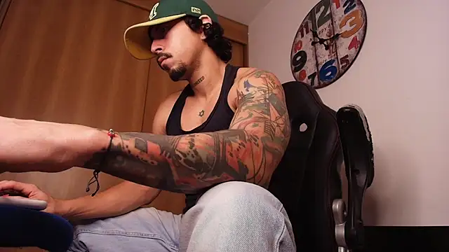 josemeirelesfox online show from October 5, 2025, 5:44 pm