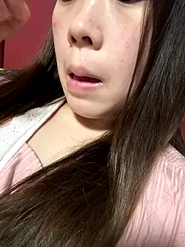 Minnie-66 online show from September 27, 2025, 10:09 am