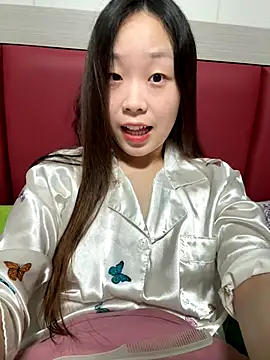 Minnie-66 online show from October 13, 2025, 10:26 am