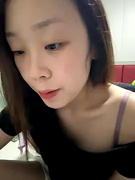 Minnie-66 online show from October 16, 2025, 11:11 am