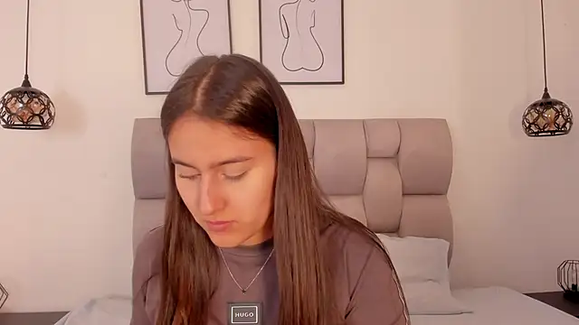 Snapshot of Hanna_Evans__ chatting on October 11, 2025, 12:58 pm Hanna Evans online show from October 11, 2025, 12:58 pm