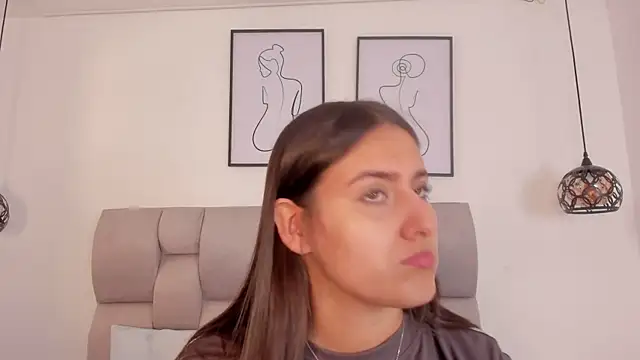 Snapshot of Hanna_Evans__ chatting on October 17, 2025, 12:41 pm Hanna Evans online show from October 17, 2025, 12:41 pm