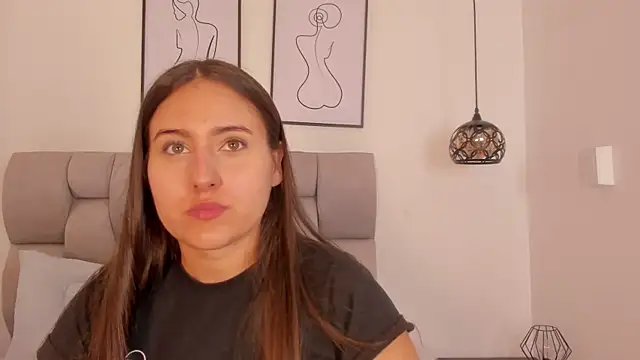 Snapshot of Hanna_Evans__ chatting on October 21, 2025, 12:06 pm Hanna Evans online show from October 21, 2025, 12:06 pm