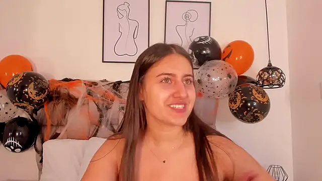 Snapshot of Hanna_Evans__ chatting on October 23, 2025, 12:37 pm Hanna Evans online show from October 23, 2025, 12:37 pm