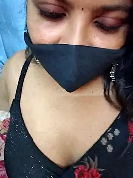 Snapshot of Tamil_hot_whiskey_girl chatting on March 15, 2025, 7:27 pm Tamil hot whiskey girl online show from March 15, 2025, 7:27 pm