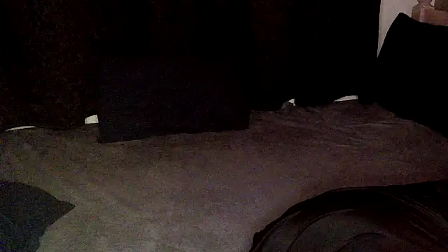 Snapshot of agcouple24plus chatting on October 30, 2025, 5:13 pm agcouple24plus online show from October 30, 2025, 5:13 pm