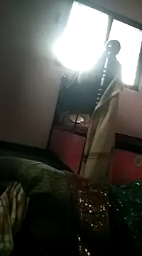 Snapshot of Sonia_Mehra6 chatting on March 17, 2025, 8:51 am Sonia Mehra6 online show from March 17, 2025, 8:51 am