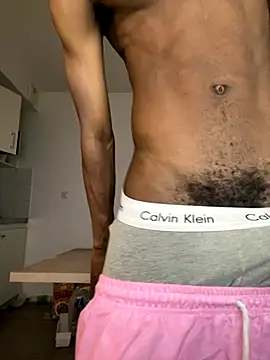 Renoirmonter online show from December 1, 2025, 1:49 pm