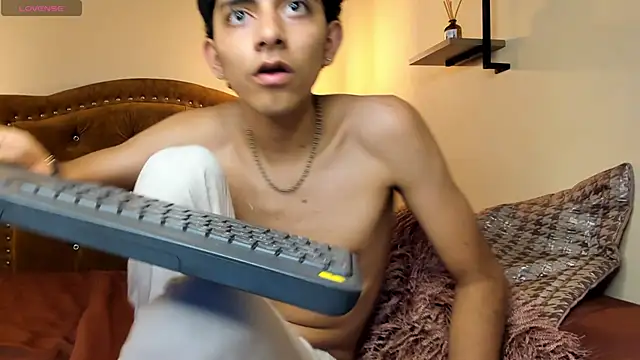 Matty Sparkk online show from March 22, 2025, 7:20 pm