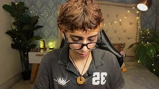 Matty Sparkk online show from February 22, 2026, 1:42 pm