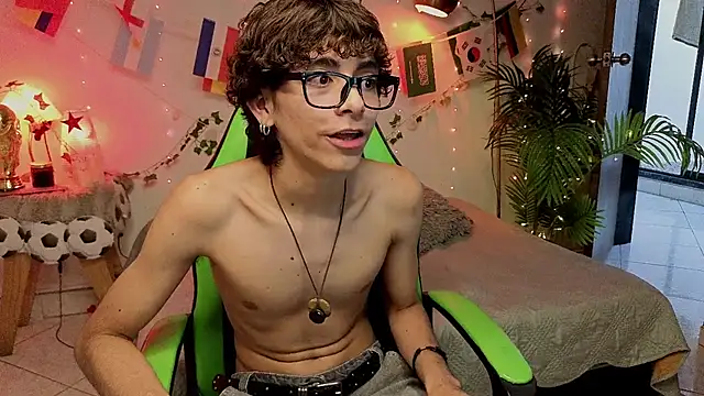 Matty Sparkk online show from July 16, 2026, 1:50 pm