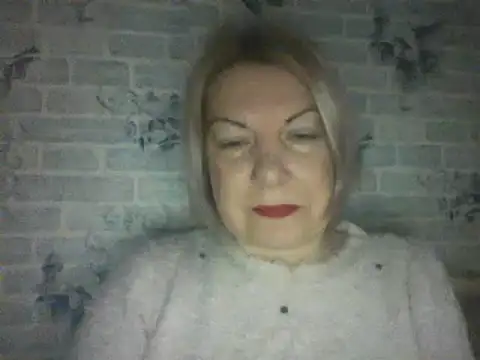 Snapshot of Lillia_Ray chatting on March 18, 2025, 1:53 pm Lillia Ray online show from March 18, 2025, 1:53 pm