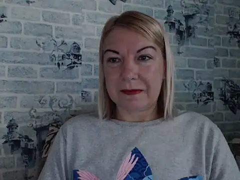 Snapshot of Lillia_Ray chatting on September 27, 2025, 7:57 am Lillia Ray online show from September 27, 2025, 7:57 am