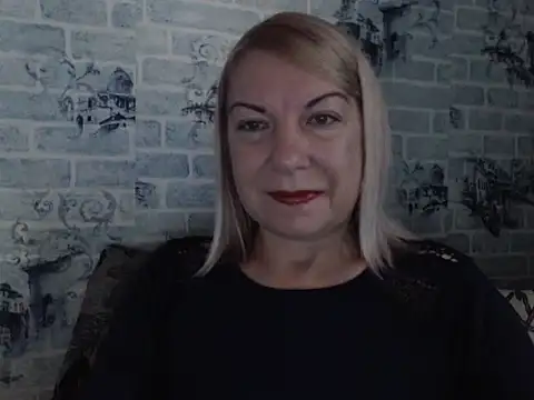 Snapshot of Lillia_Ray chatting on October 29, 2025, 6:48 am Lillia Ray online show from October 29, 2025, 6:48 am