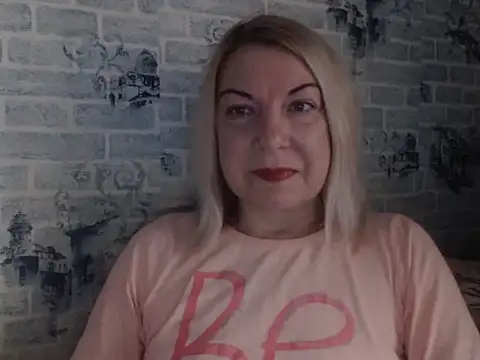 Snapshot of Lillia_Ray chatting on December 1, 2025, 11:59 am Lillia Ray online show from December 1, 2025, 11:59 am