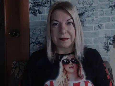 Lillia Ray online show from January 6, 2026, 6:17 am