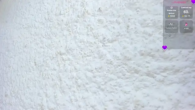 Snapshot of keylamillerr chatting on October 10, 2025, 5:34 pm keylamillerr online show from October 10, 2025, 5:34 pm