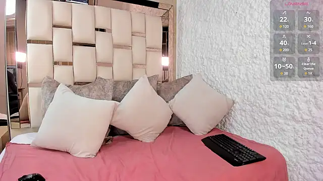 Snapshot of keylamillerr chatting on October 28, 2025, 5:04 pm keylamillerr online show from October 28, 2025, 5:04 pm