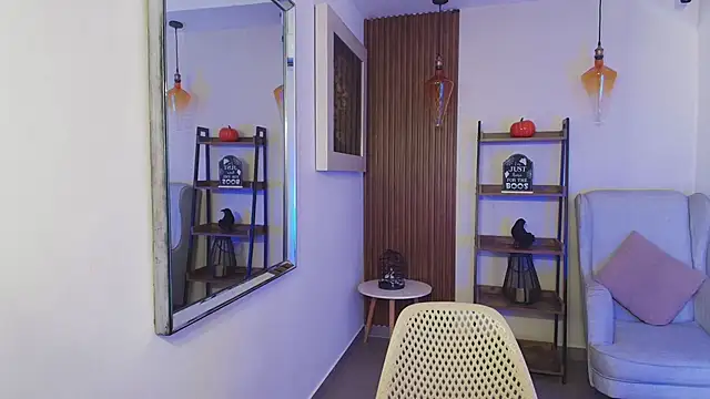 Coral Lise online show from October 26, 2025, 2:23 pm