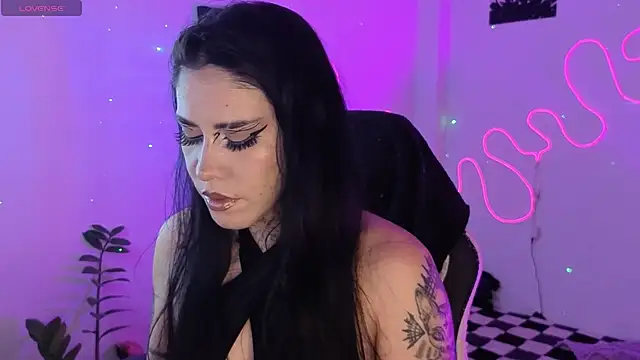 AnfisaLetyagho online show from January 5, 2026, 9:07 pm