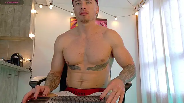 Ryannblue07 online show from October 21, 2025, 8:53 pm