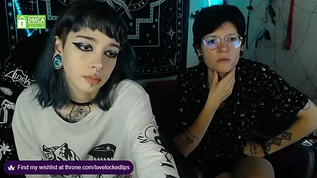 lovelockedlips online show from November 14, 2025, 1:59 am